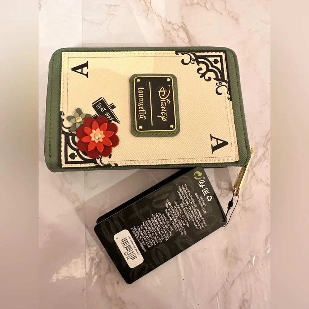 Loungefly Green and Cream Women's Bag - Picture 3 of 4